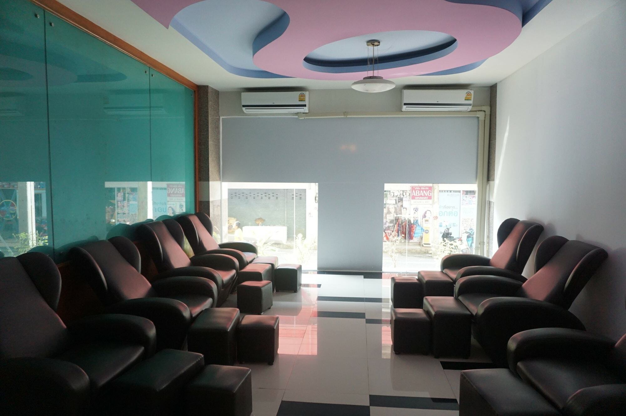Pp Hotel Dannok Sadao Екстериор снимка